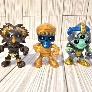 Treasure X Sunken Gold Skeleton Hunter Pirate Lord Vislot Anklox Lot